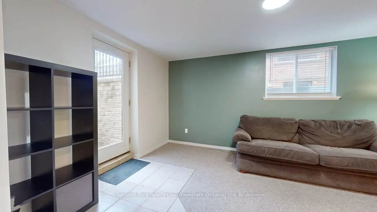 Photo 3 of Unit Lower, 22 Moss Place, Guelph, Kortright West — HOMEH