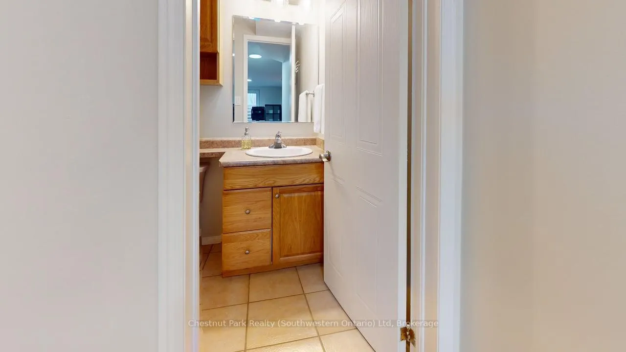 Photo 13 of Unit Lower, 22 Moss Place, Guelph, Kortright West — HOMEH