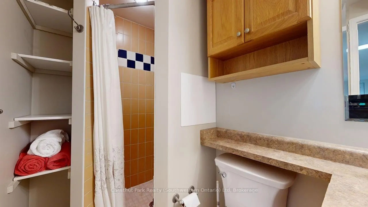 Photo 15 of Unit Lower, 22 Moss Place, Guelph, Kortright West — HOMEH