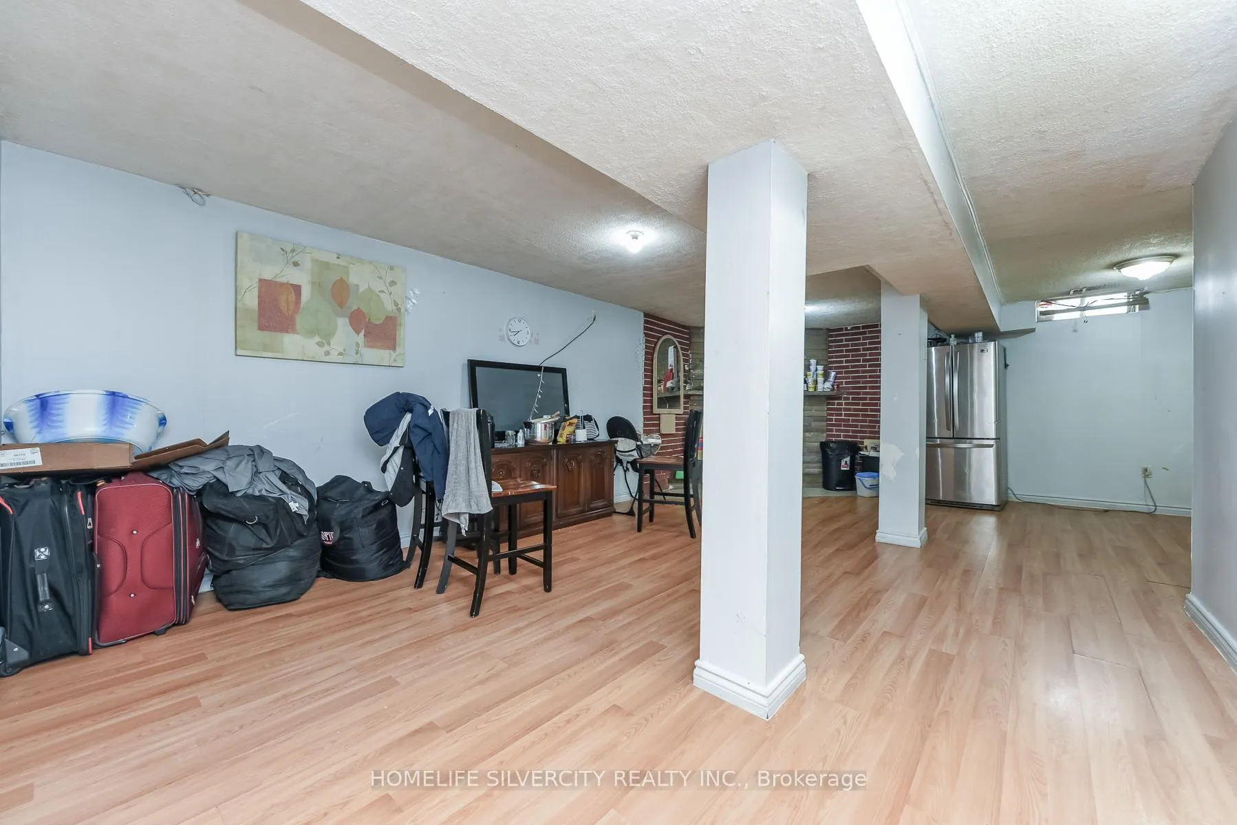 Photo 31 of 7816 Priory Crescent, Mississauga, Malton — HOMEH