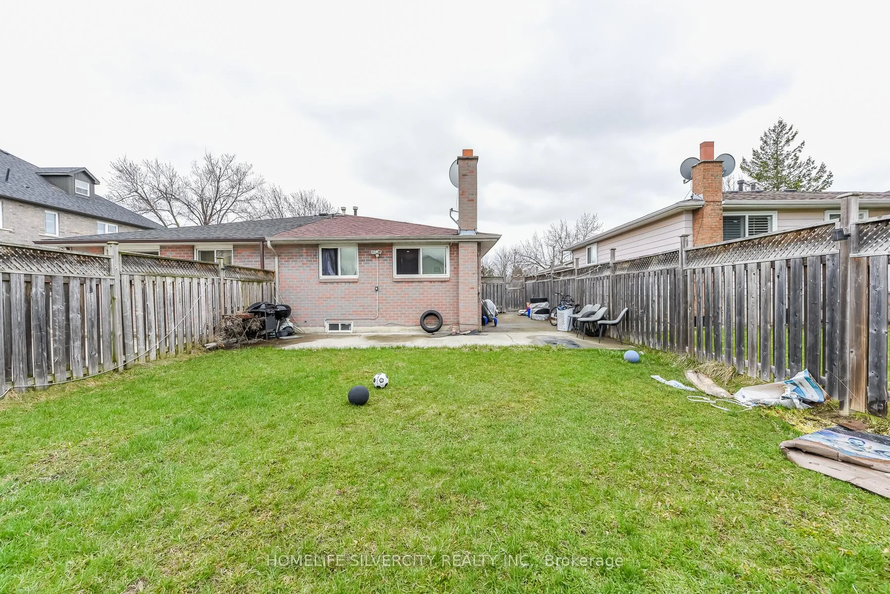 Photo 38 of 7816 Priory Crescent, Mississauga, Malton — HOMEH