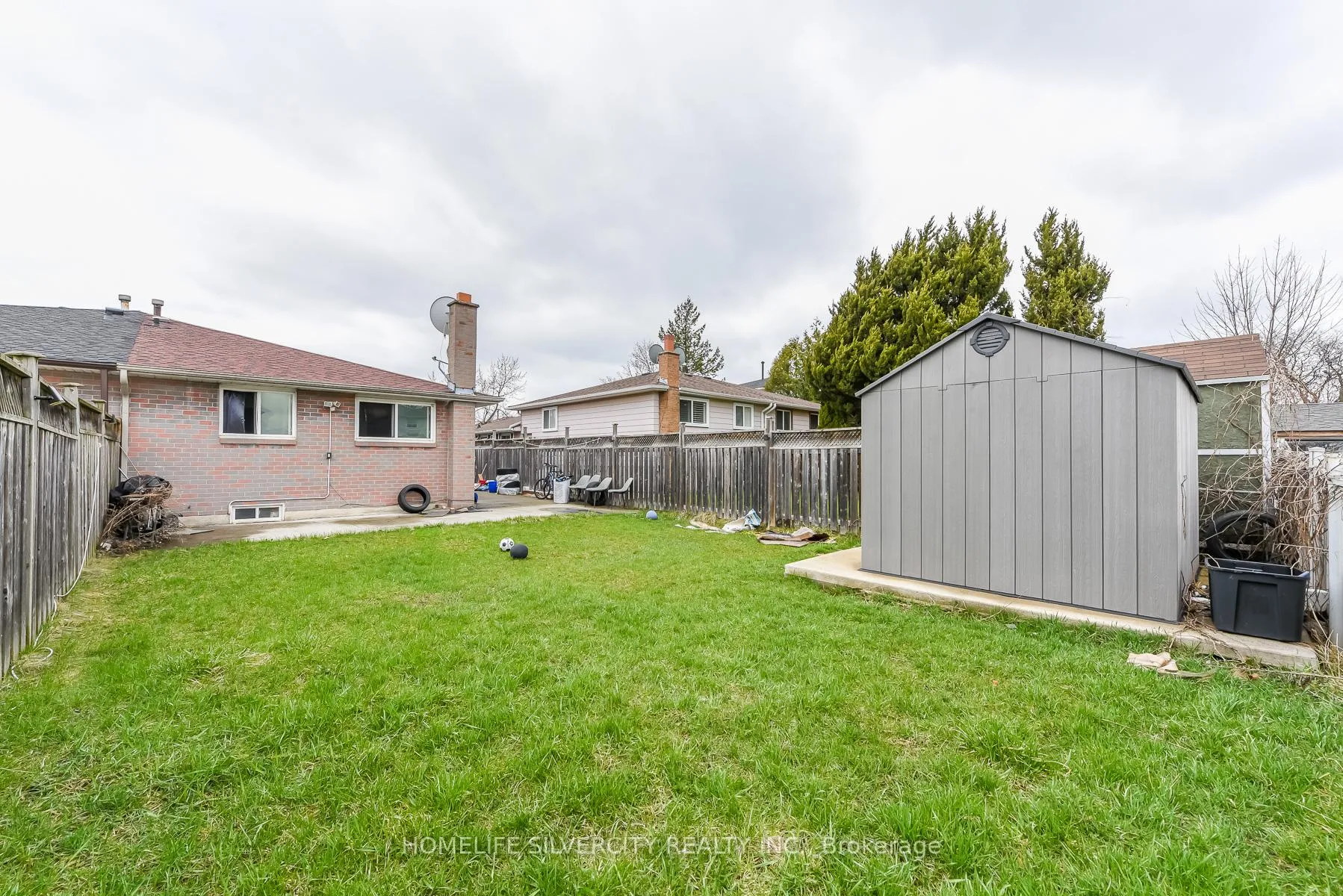Photo 39 of 7816 Priory Crescent, Mississauga, Malton — HOMEH