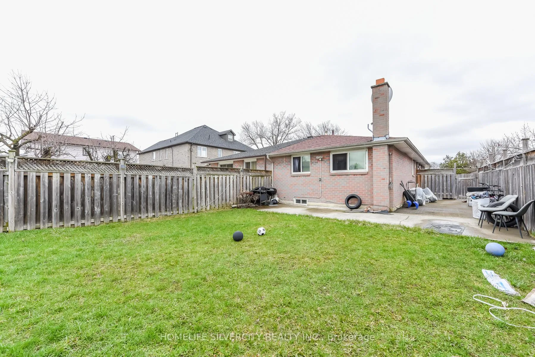 Photo 41 of 7816 Priory Crescent, Mississauga, Malton — HOMEH