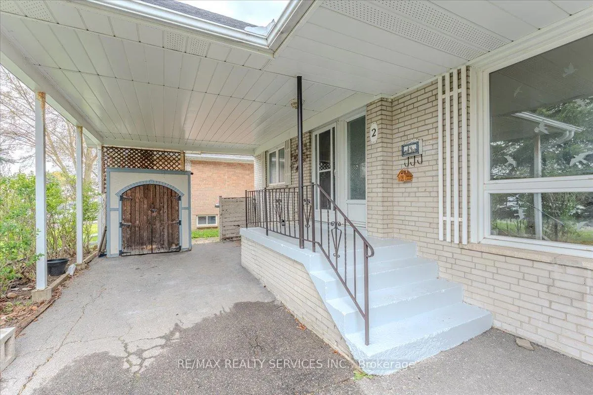 Photo 6 of 2 Windermere Court, Brampton, Northwood Park — HOMEH