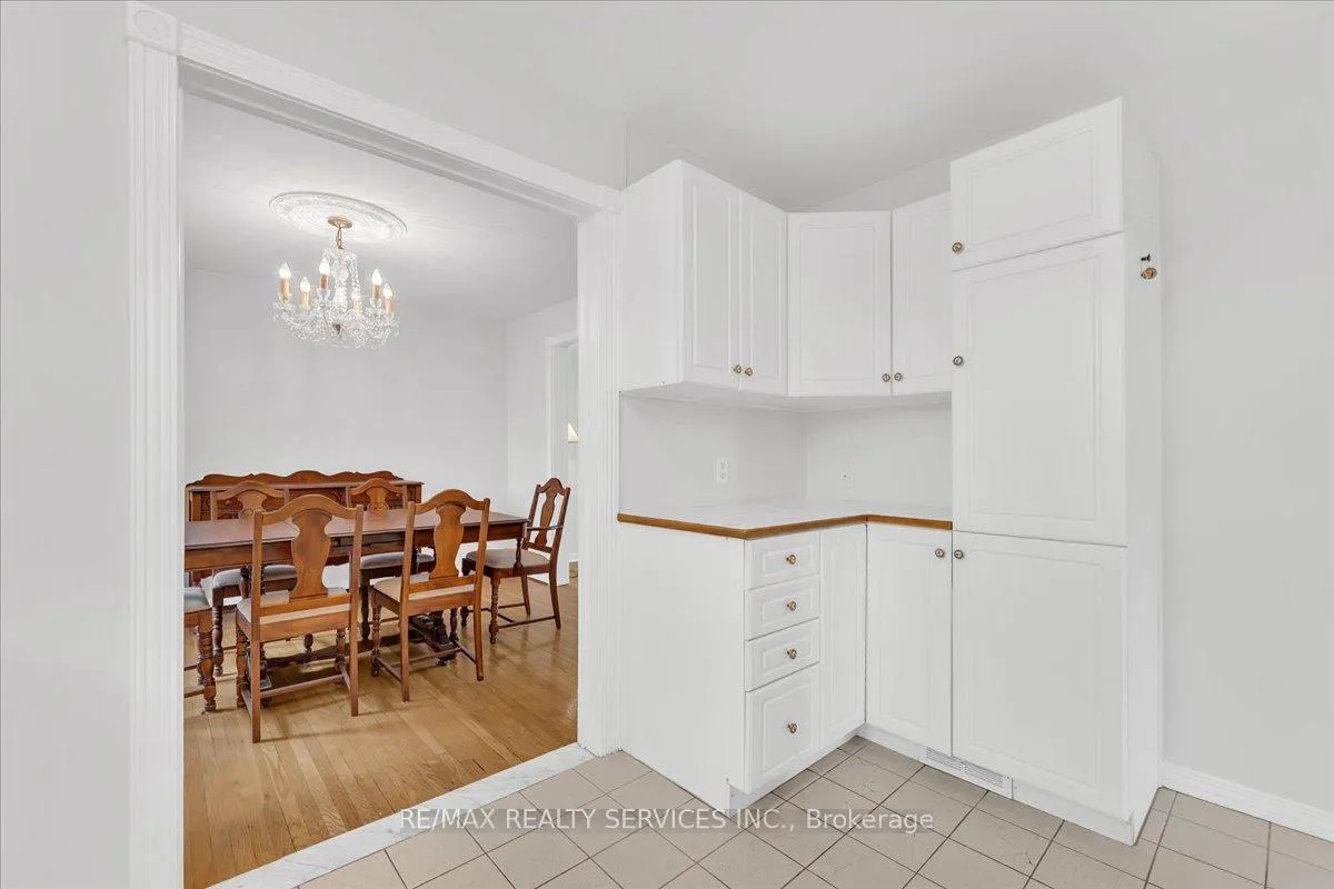 Photo 17 of 2 Windermere Court, Brampton, Northwood Park — HOMEH