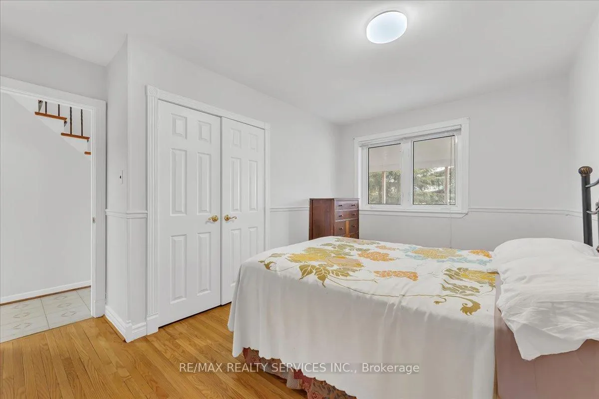 Photo 19 of 2 Windermere Court, Brampton, Northwood Park — HOMEH