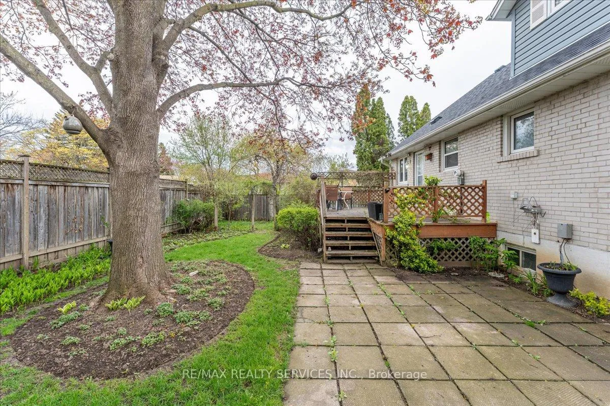 Photo 38 of 2 Windermere Court, Brampton, Northwood Park — HOMEH