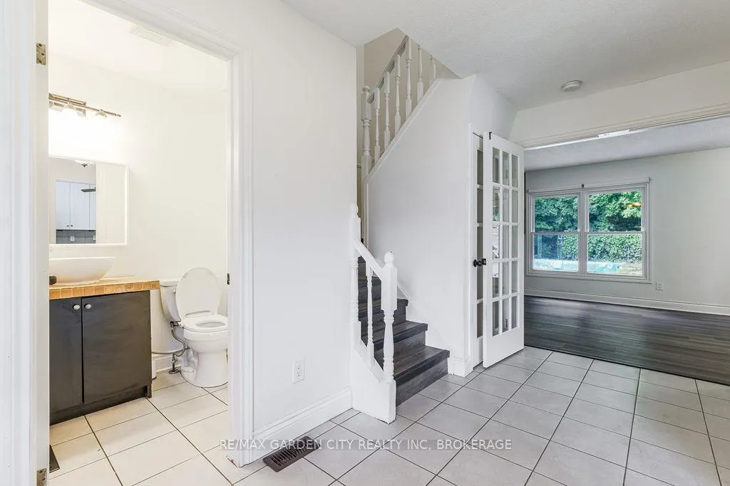 Photo 8 of 48 Morgan Drive, Haldimand — HOMEH