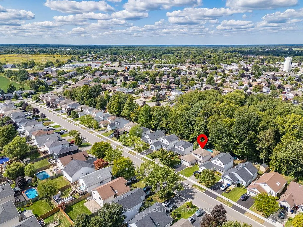 Photo 32 of 48 Morgan Drive, Haldimand — HOMEH