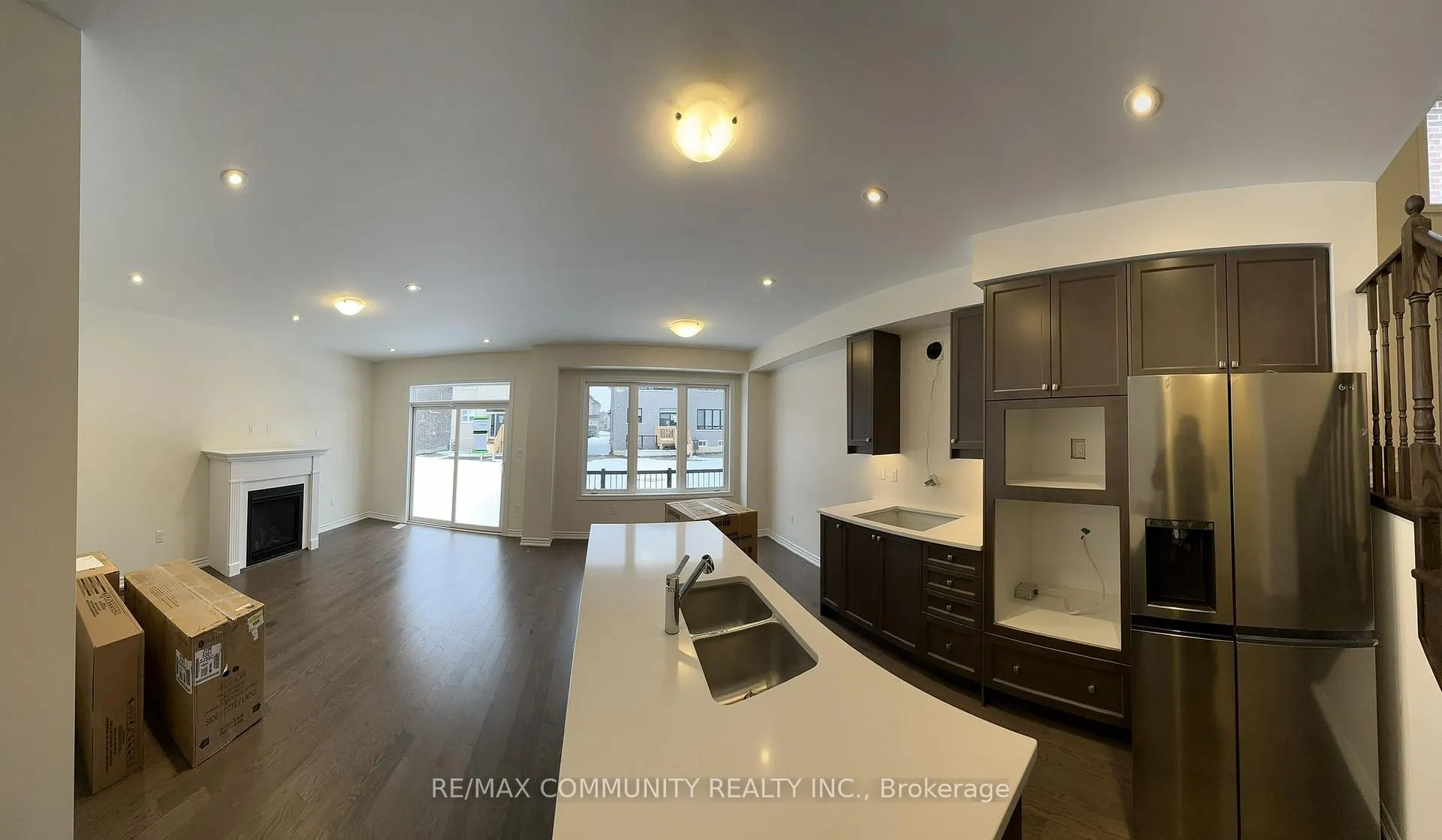Photo 3 of 59 Mountainside Crescent, Whitby, Rolling Acres — HOMEH