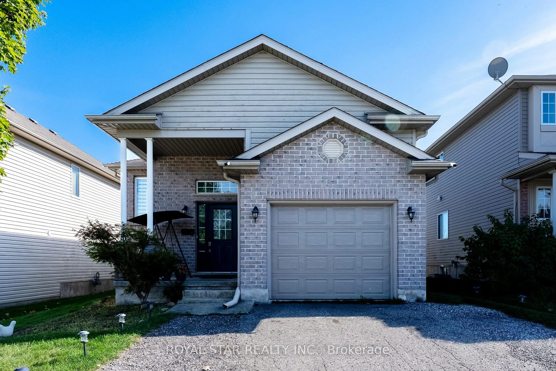 Photo 5 of 3 Kerr Crescent, Ingersoll, Ingersoll - North — HOMEH