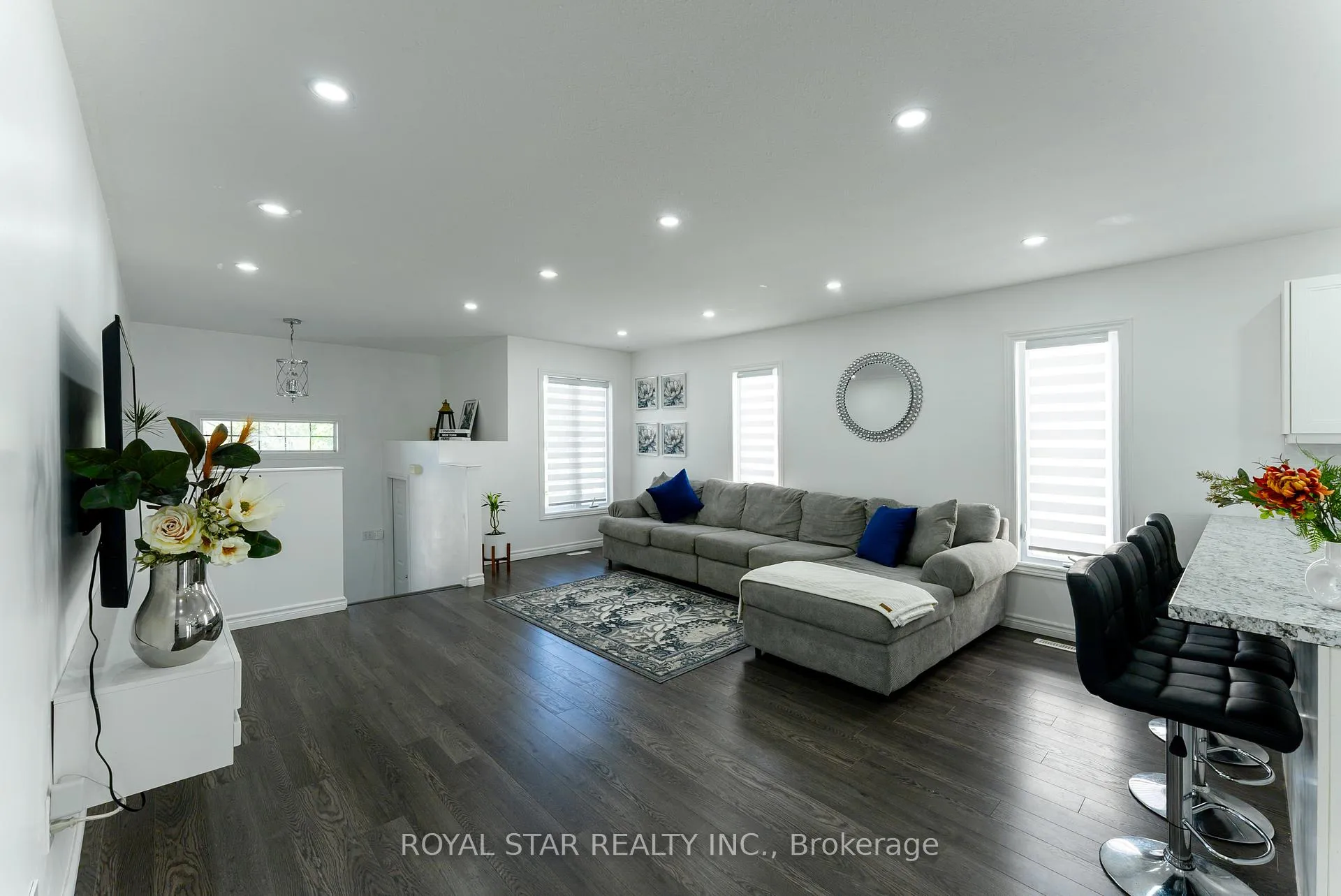 Photo 12 of 3 Kerr Crescent, Ingersoll, Ingersoll - North — HOMEH