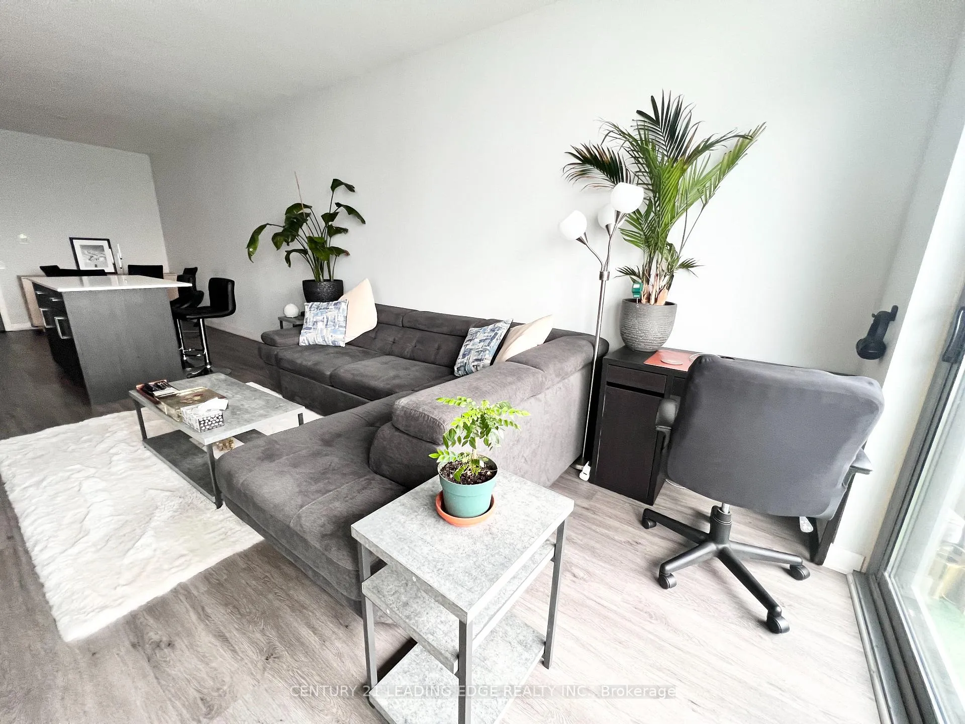 Photo 9 of Unit 3015, 105 The Queensway, Toronto, High Park-Swansea — HOMEH