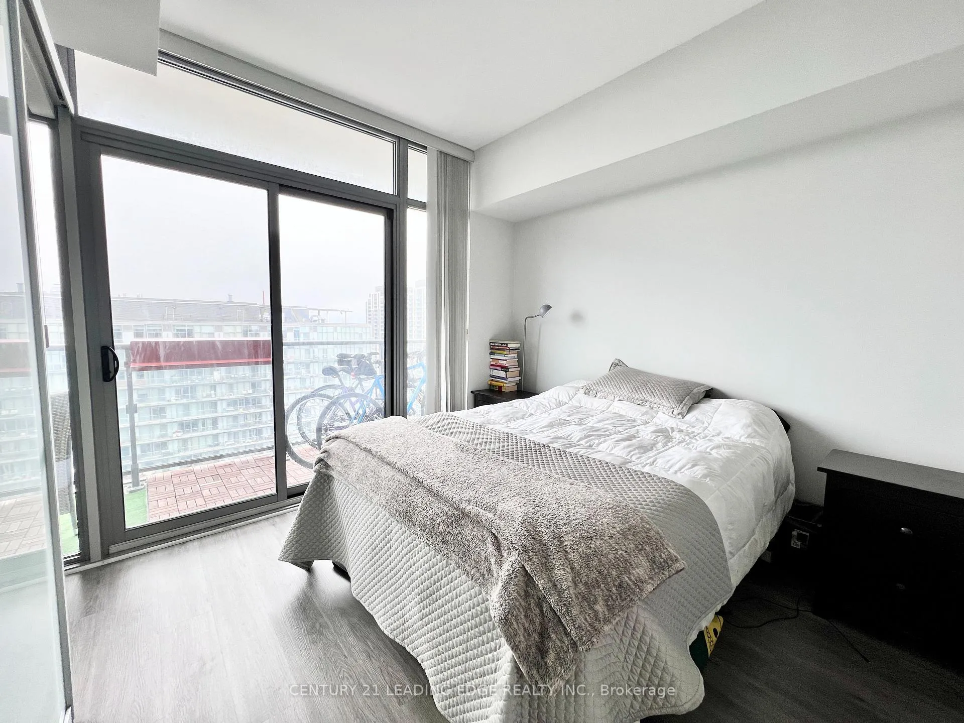 Photo 13 of Unit 3015, 105 The Queensway, Toronto, High Park-Swansea — HOMEH