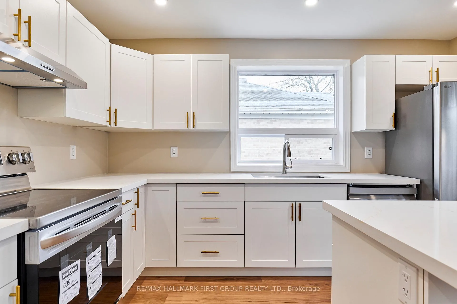 Photo 9 of 295 Baldwin Street, Oshawa, Donevan — HOMEH
