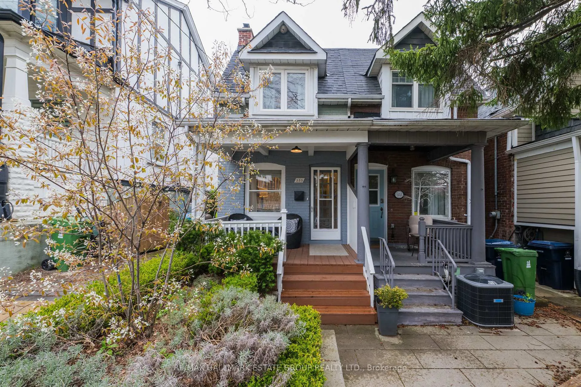 Front of 335 Kenilworth Avenue