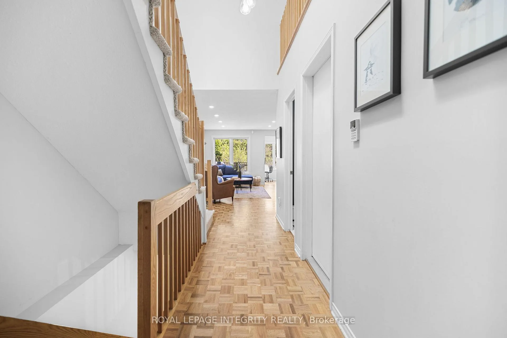 Photo 3 of 4 Hackett Street, Ottawa, Hunt Club Woods — HOMEH