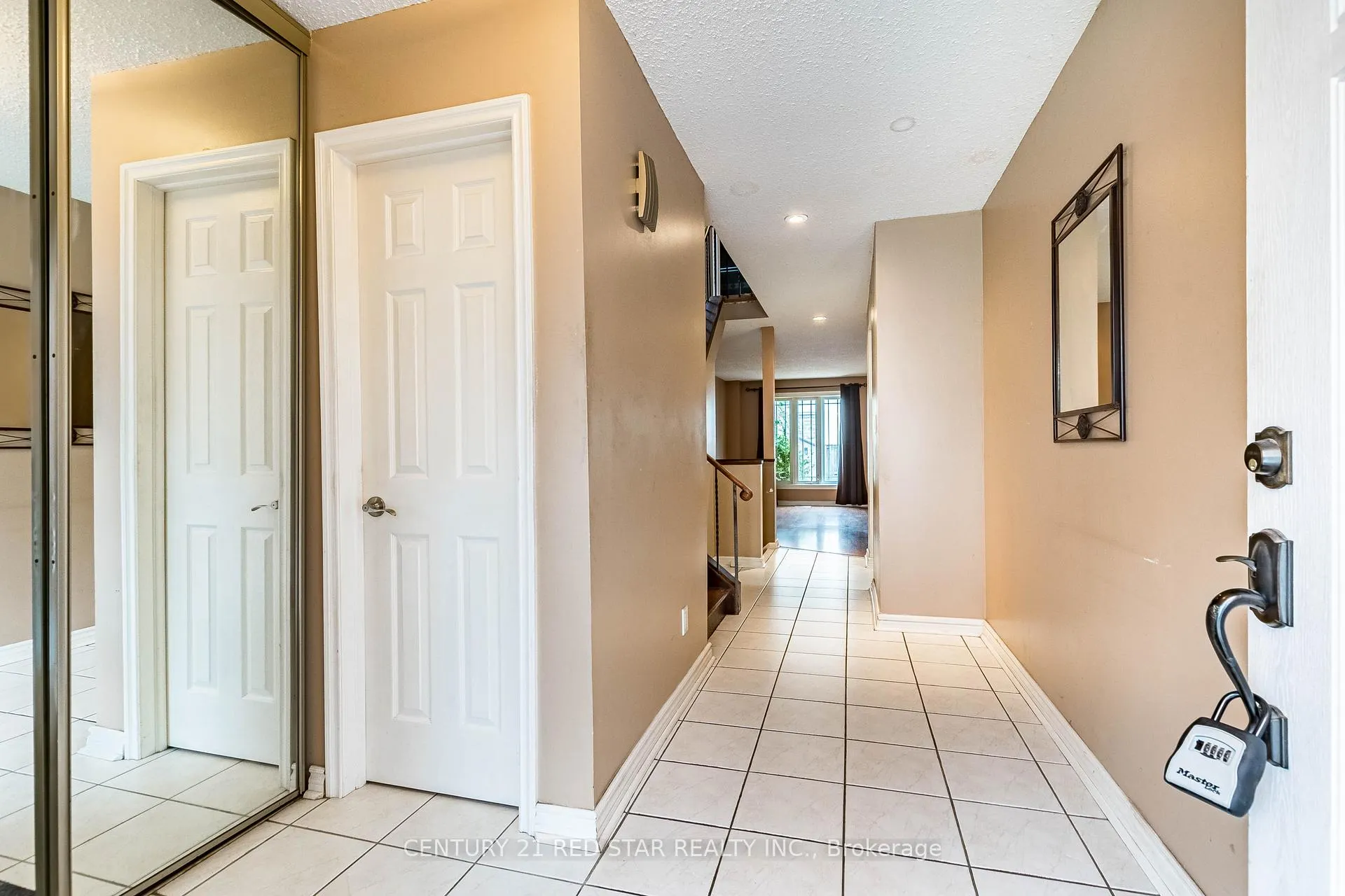 Photo 7 of 4114 Bishopstoke Lane, Mississauga, Rathwood — HOMEH