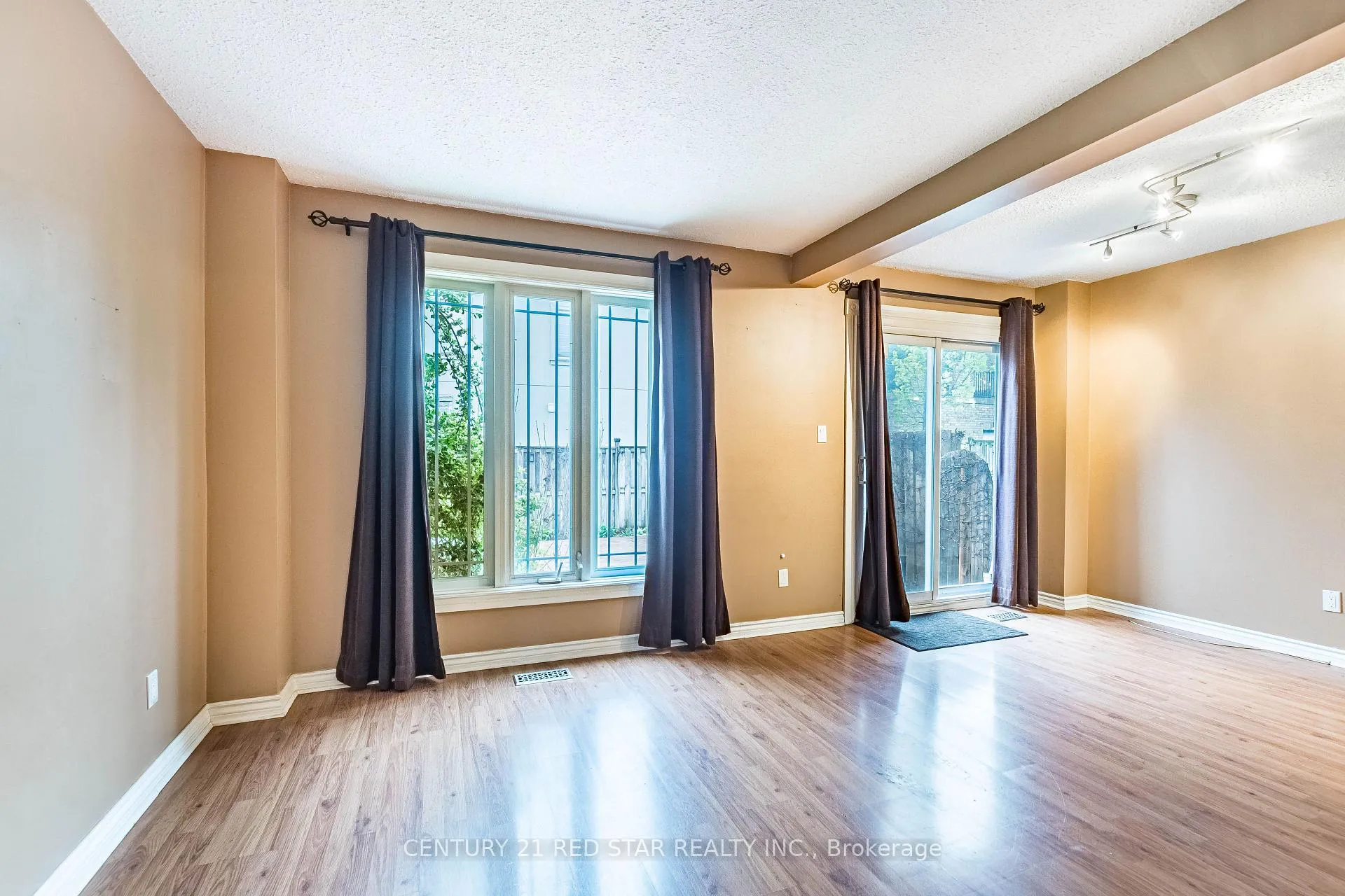 Photo 12 of 4114 Bishopstoke Lane, Mississauga, Rathwood — HOMEH
