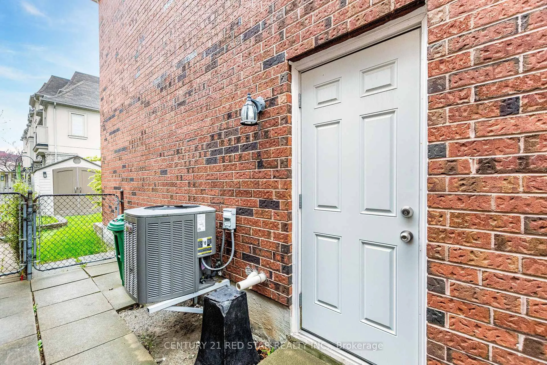 Photo 46 of 4114 Bishopstoke Lane, Mississauga, Rathwood — HOMEH