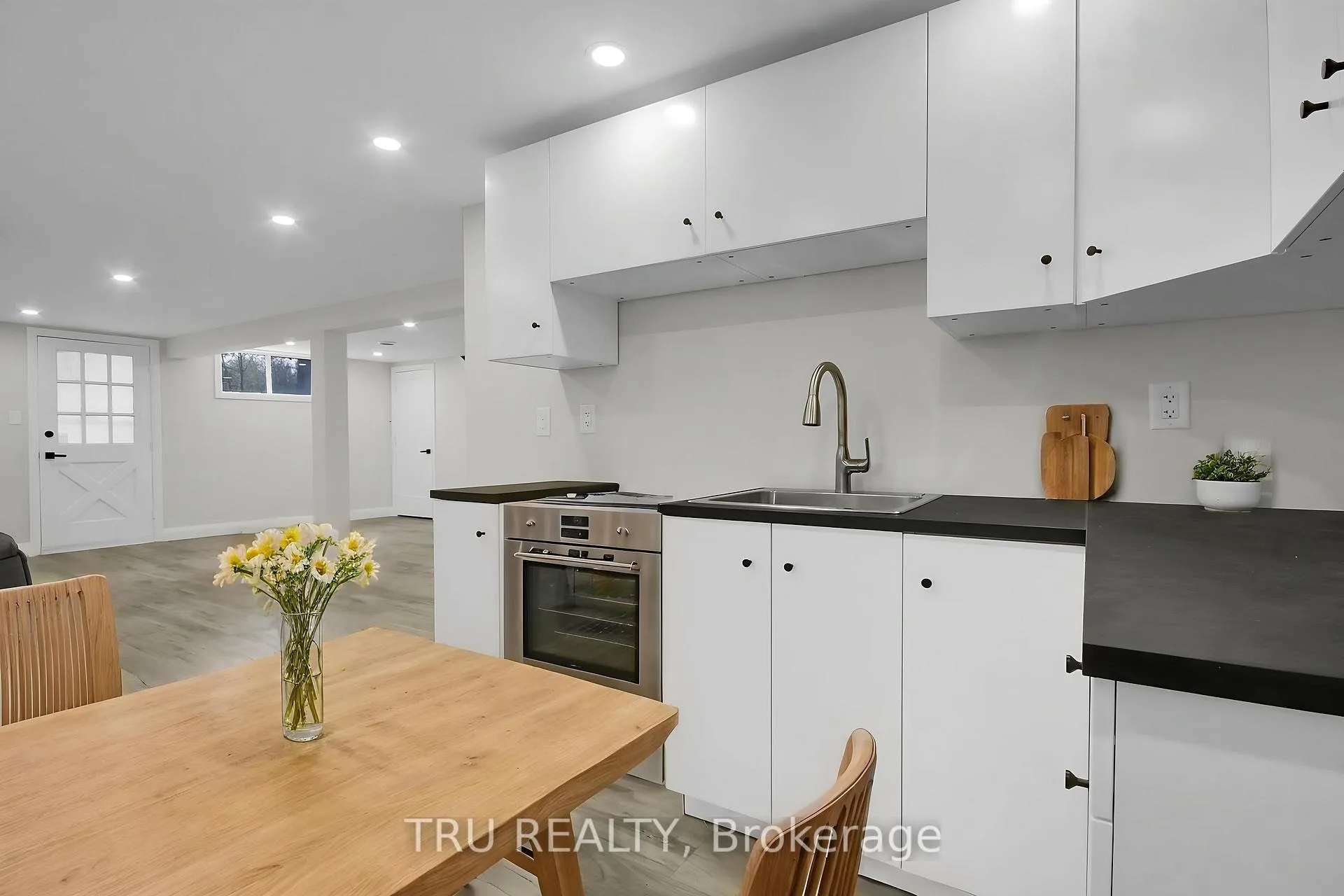 Photo 30 of 7038 Shields Drive, Ottawa, Greely — HOMEH