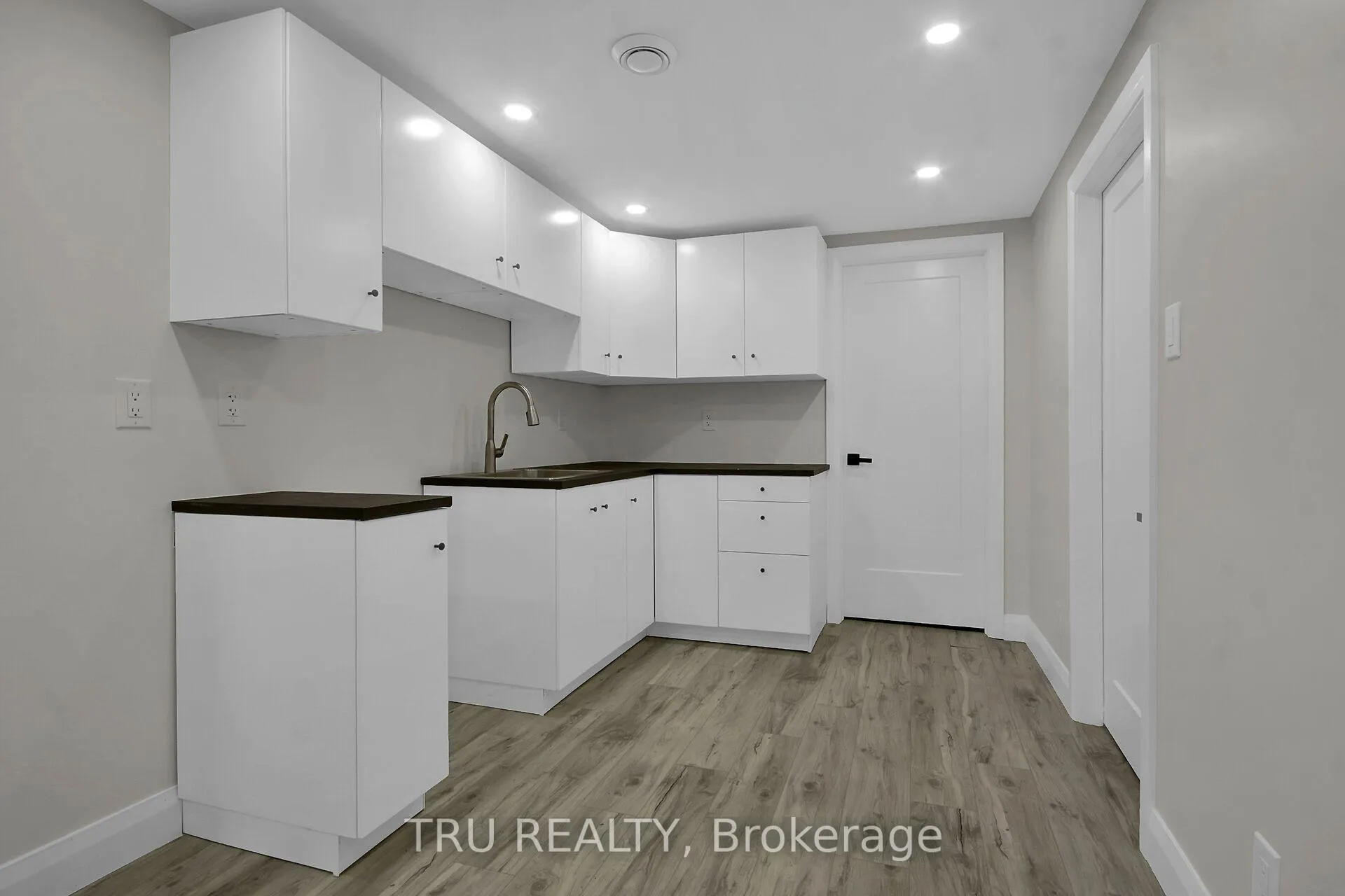 Photo 31 of 7038 Shields Drive, Ottawa, Greely — HOMEH