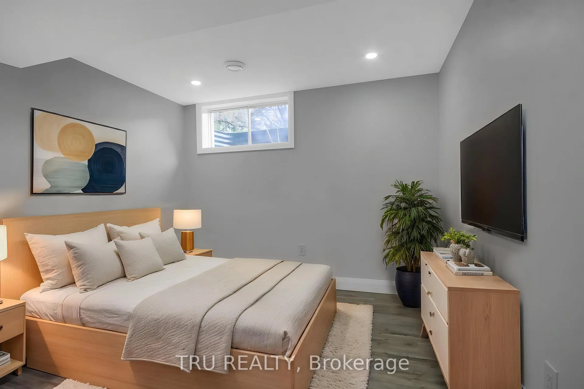 Photo 32 of 7038 Shields Drive, Ottawa, Greely — HOMEH
