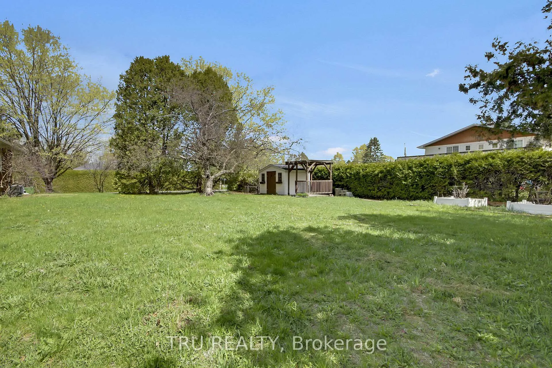 Photo 40 of 7038 Shields Drive, Ottawa, Greely — HOMEH
