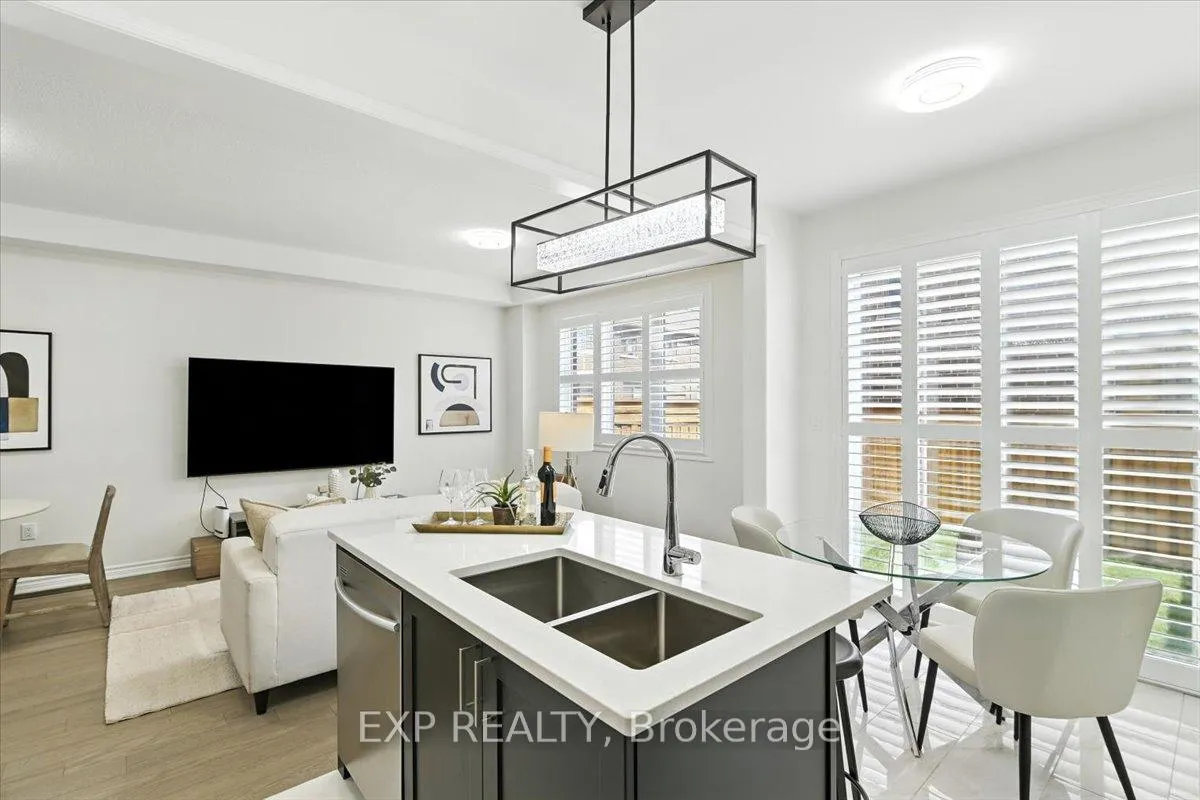 Photo 14 of 3303 Thunderbird Promenade, Pickering, Rural Pickering — HOMEH