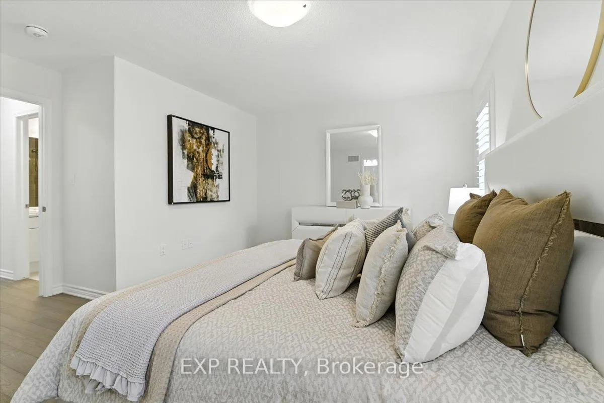 Photo 32 of 3303 Thunderbird Promenade, Pickering, Rural Pickering — HOMEH