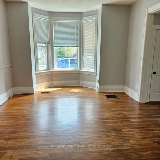 Photo 5 of 224 7th Street E, Owen Sound — HOMEH