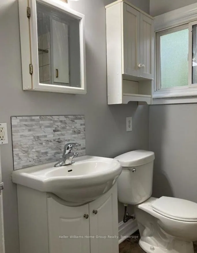 Photo 11 of 224 7th Street E, Owen Sound — HOMEH