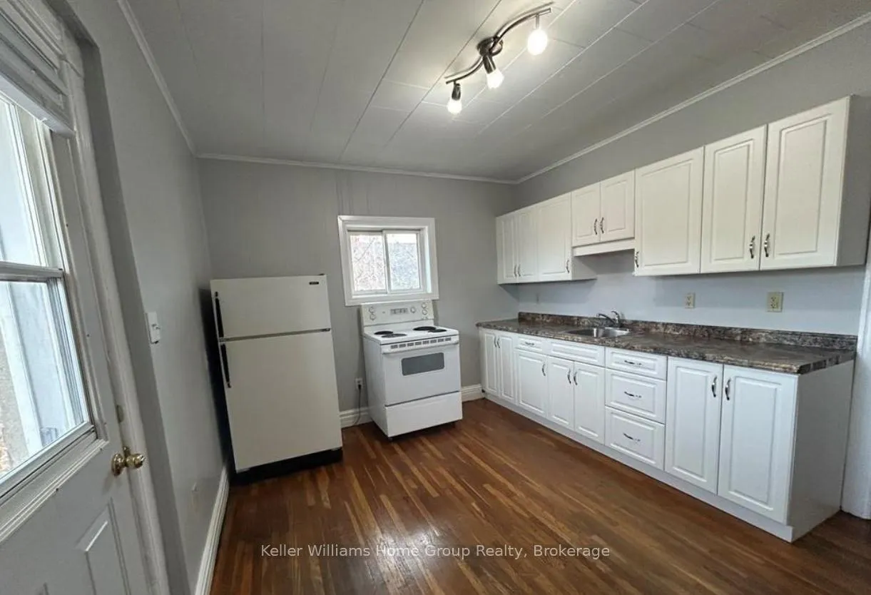 Photo 19 of 224 7th Street E, Owen Sound — HOMEH