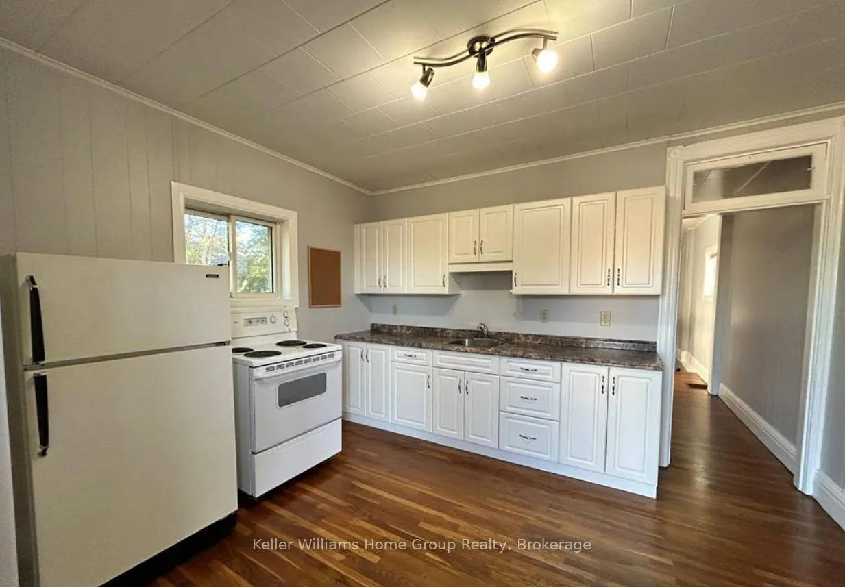 Photo 26 of 224 7th Street E, Owen Sound — HOMEH