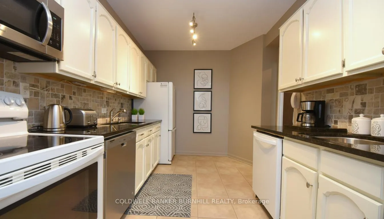 Photo 19 of Unit 1708, 5250 Lakeshore Road, Burlington, Appleby — HOMEH