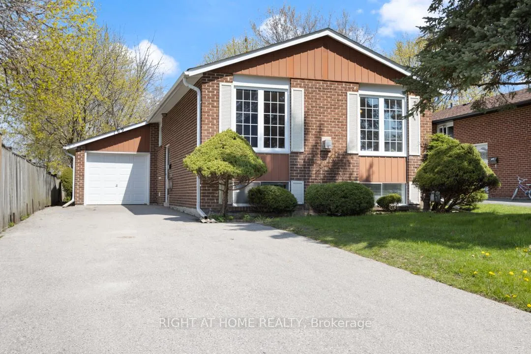 Photo 1 of 169 William Roe Boulevard, Newmarket, Central Newmarket — HOMEH