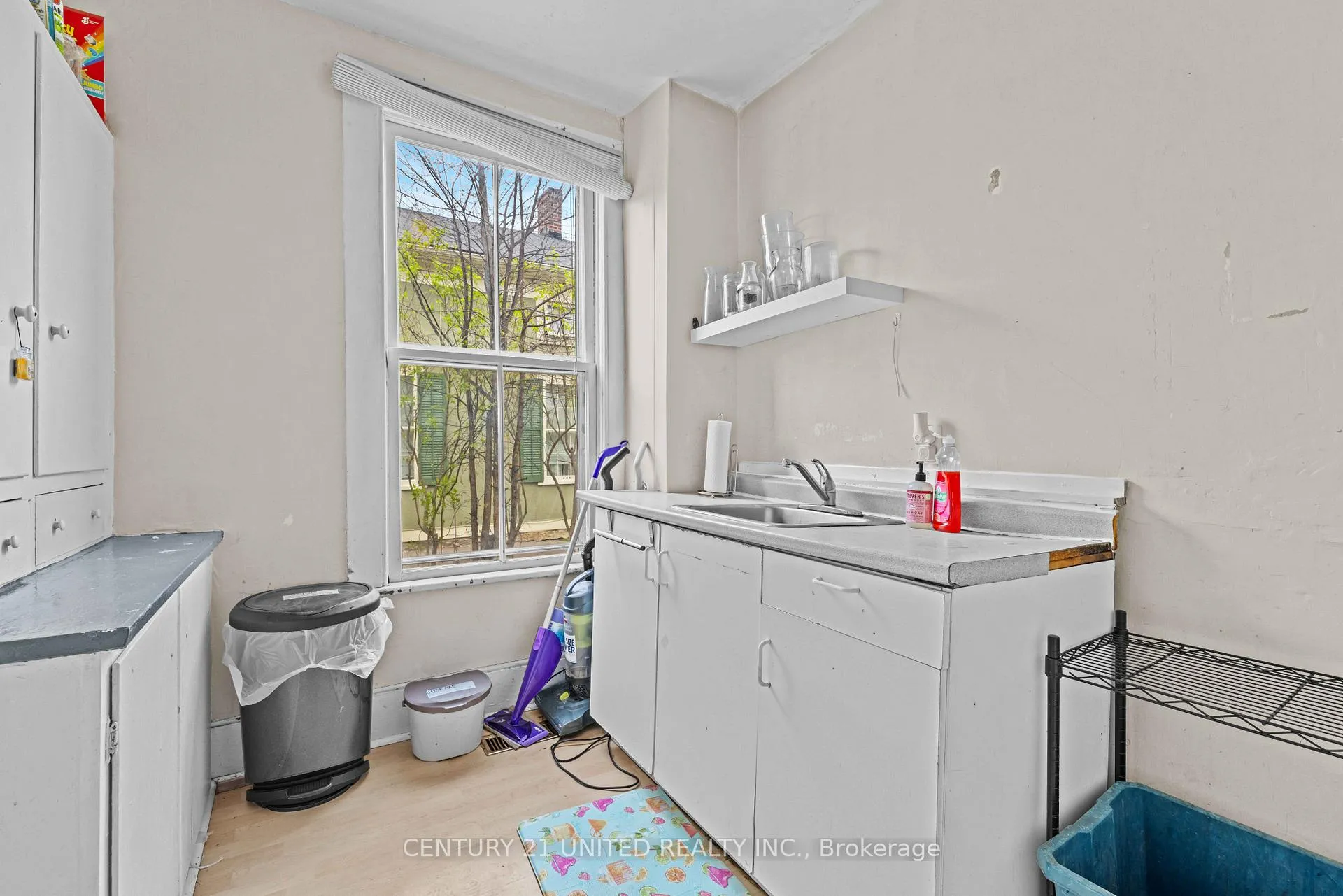 Photo 10 of 667 George Street N, Peterborough, Town Ward 3 — HOMEH