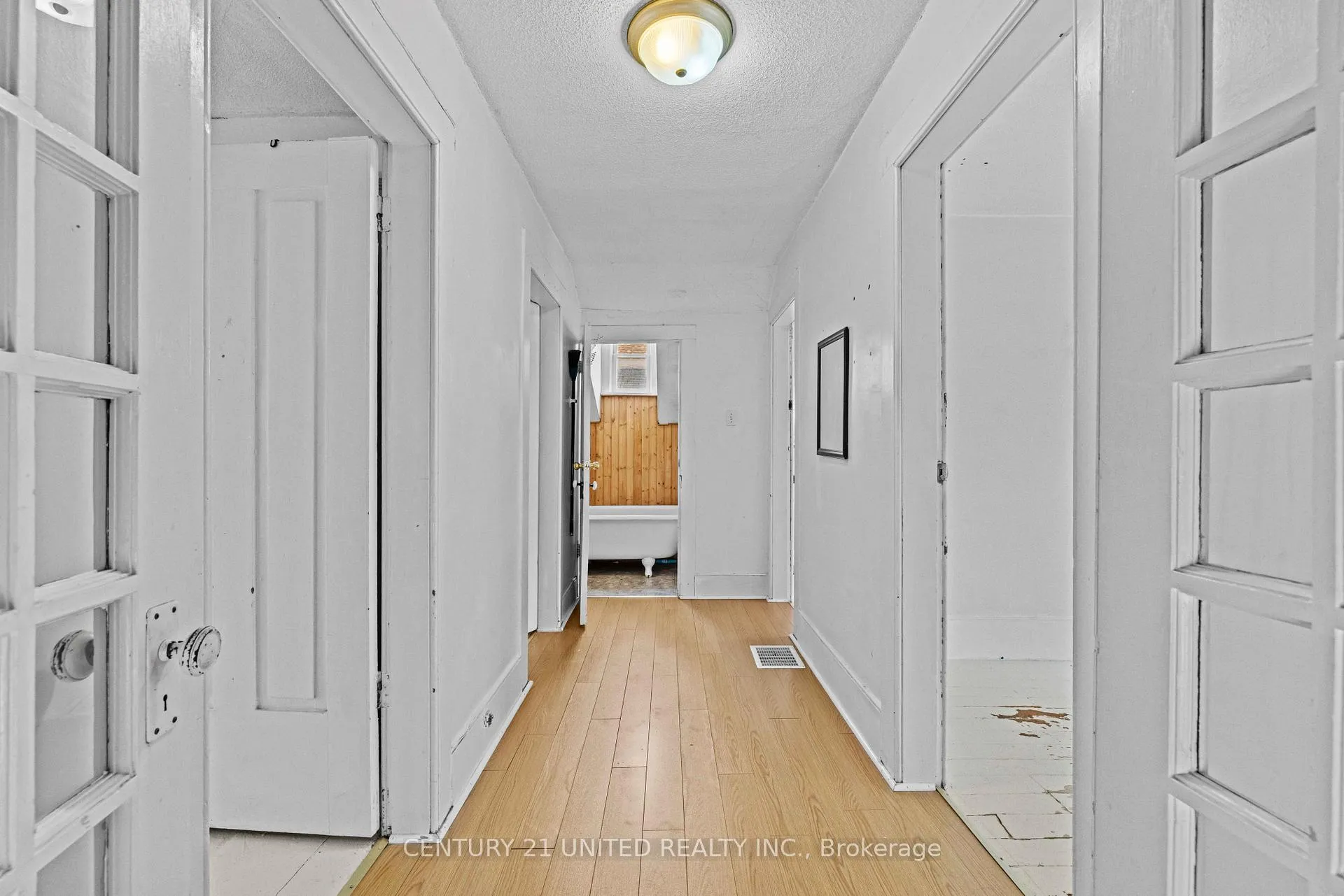 Photo 11 of 667 George Street N, Peterborough, Town Ward 3 — HOMEH