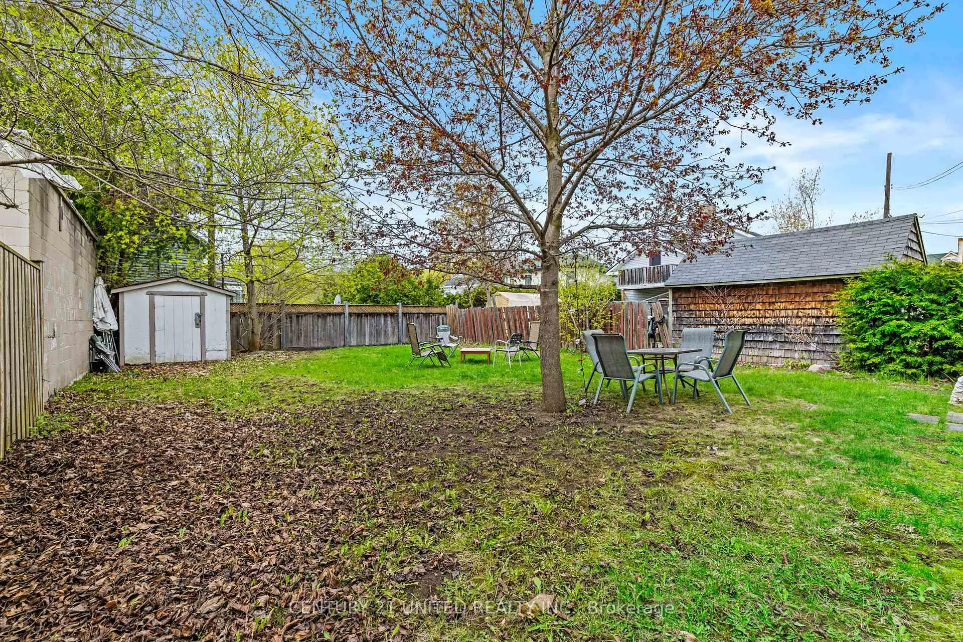 Photo 23 of 667 George Street N, Peterborough, Town Ward 3 — HOMEH