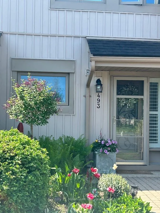 Photo 3 of 493 Oxbow Crescent, Collingwood — HOMEH