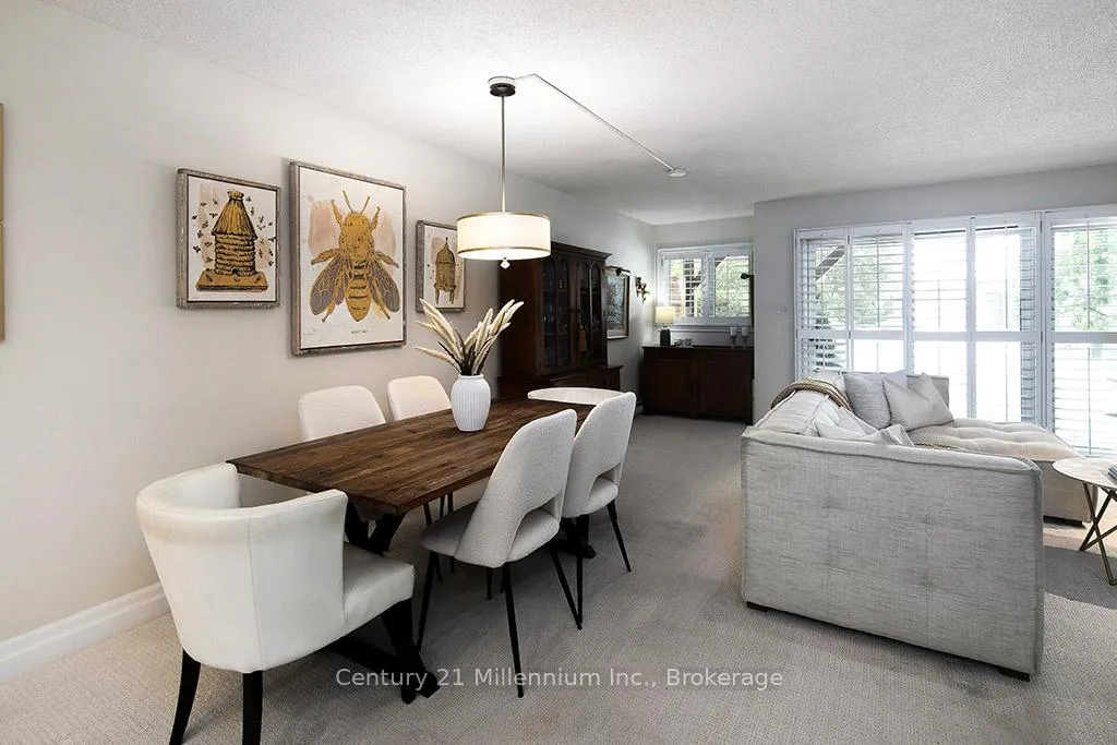 Photo 11 of 493 Oxbow Crescent, Collingwood — HOMEH