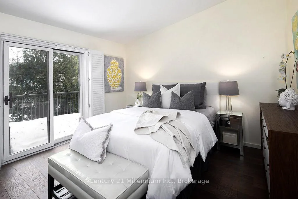 Photo 20 of 493 Oxbow Crescent, Collingwood — HOMEH
