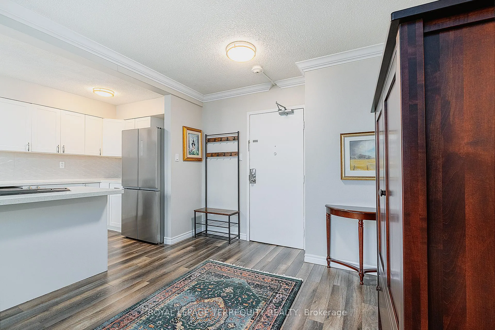 Front of Unit 1701, 1210 Radom Street