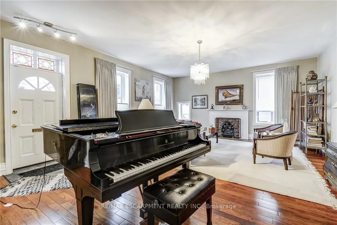 Photo 9 of 315 Aberdeen Street, Hamilton, Kirkendall — HOMEH