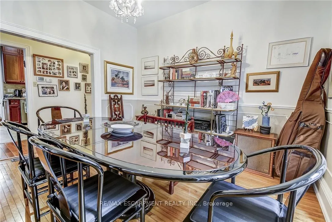 Photo 17 of 315 Aberdeen Street, Hamilton, Kirkendall — HOMEH