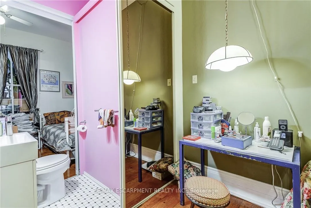 Photo 21 of 315 Aberdeen Street, Hamilton, Kirkendall — HOMEH
