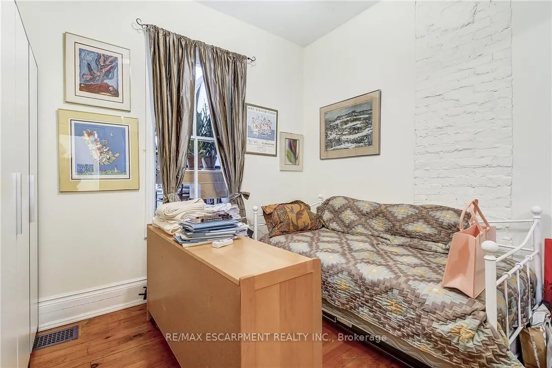 Photo 25 of 315 Aberdeen Street, Hamilton, Kirkendall — HOMEH