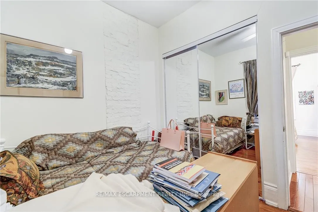 Photo 26 of 315 Aberdeen Street, Hamilton, Kirkendall — HOMEH