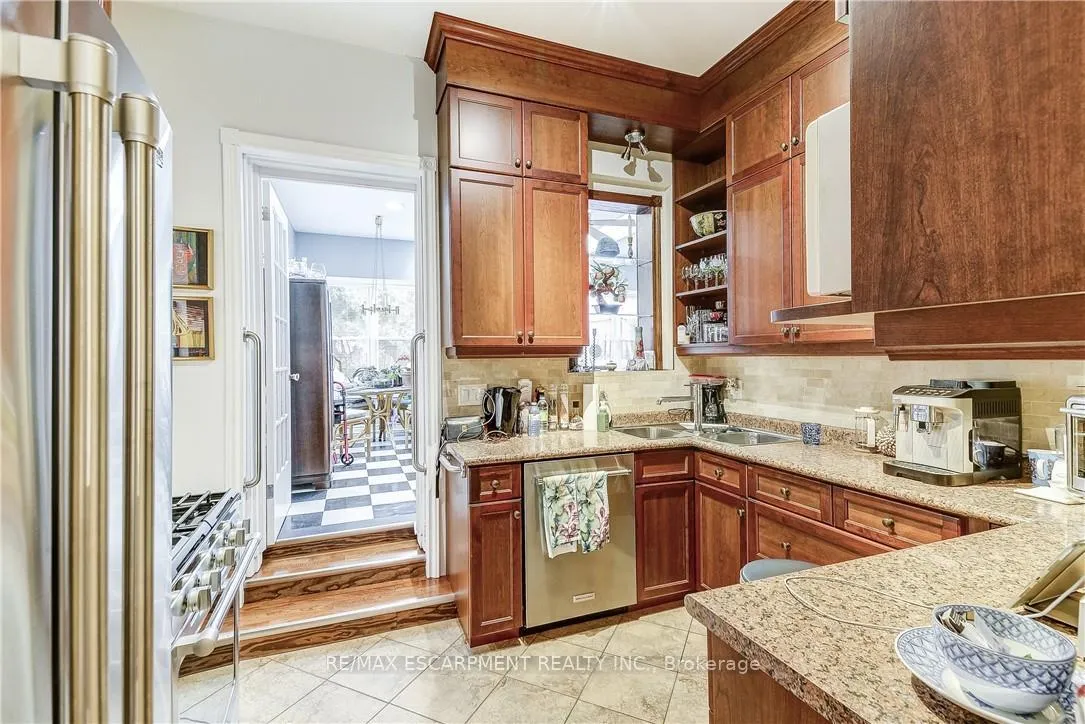 Photo 28 of 315 Aberdeen Street, Hamilton, Kirkendall — HOMEH