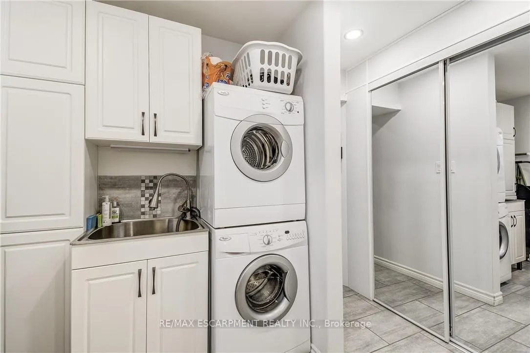 Photo 34 of 315 Aberdeen Street, Hamilton, Kirkendall — HOMEH